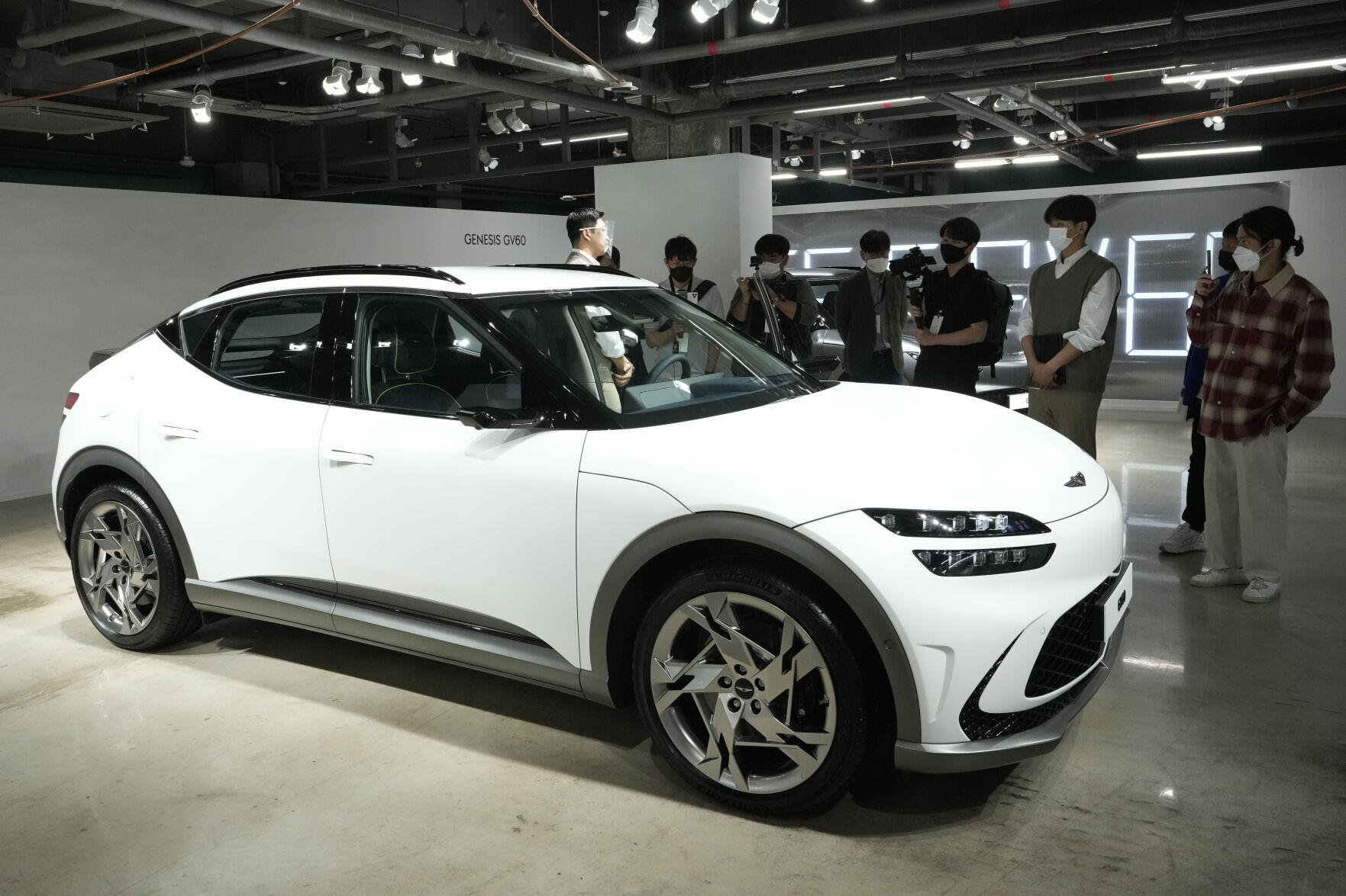 Genesis GV60